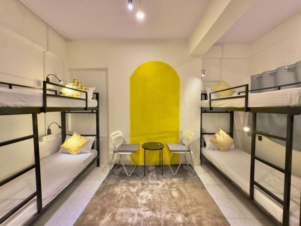 Locomo Express - Stay Work Eat Mumbai Exterior photo